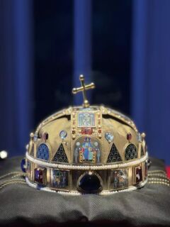 Frozen Symphony: World Cultural Heritage along the Danube